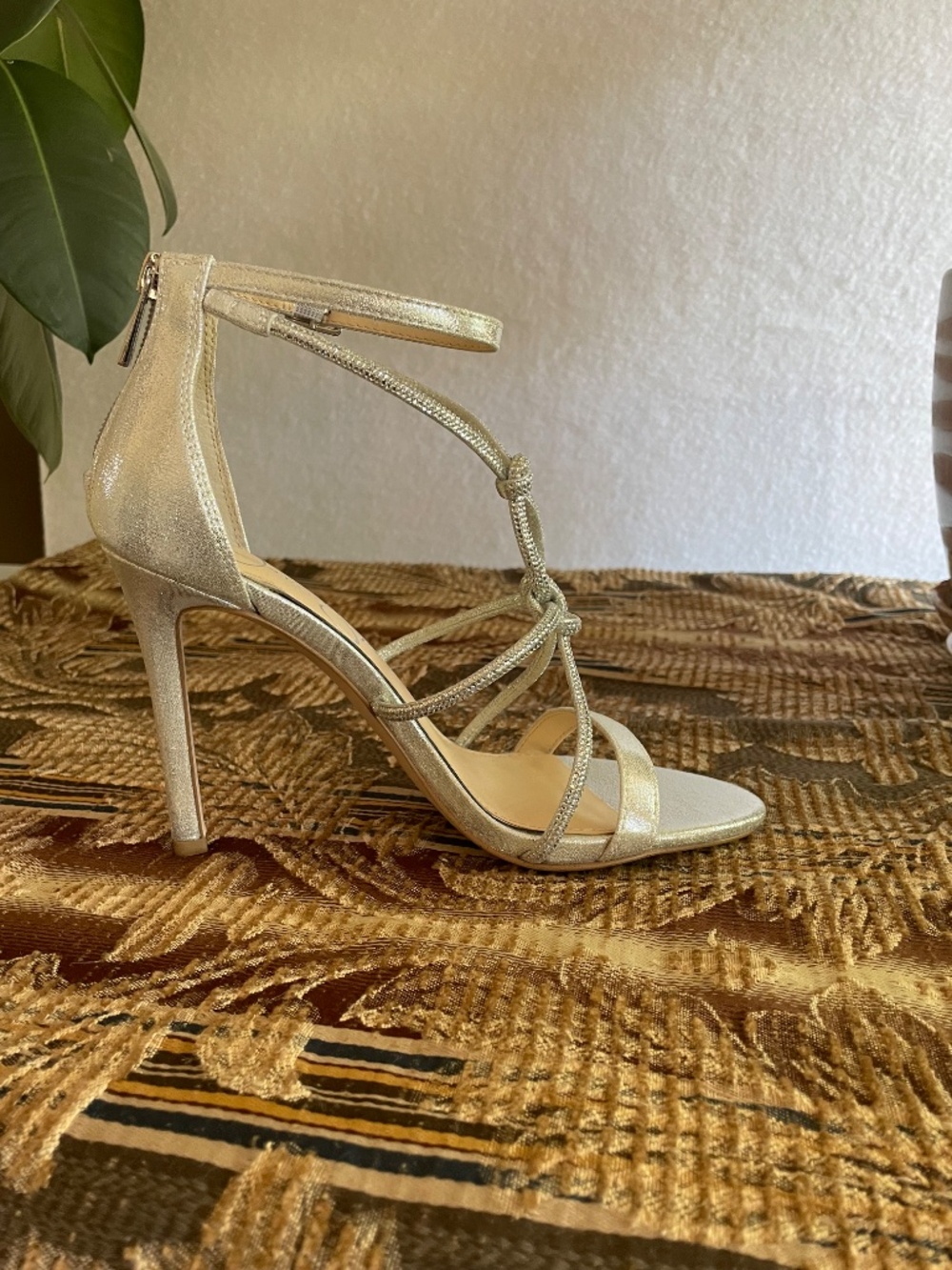 NWT Jessica Simpson Josy Rhinestone Strappy Stiletto Sandals Silver Size 6.5 - Picture 5 of 16